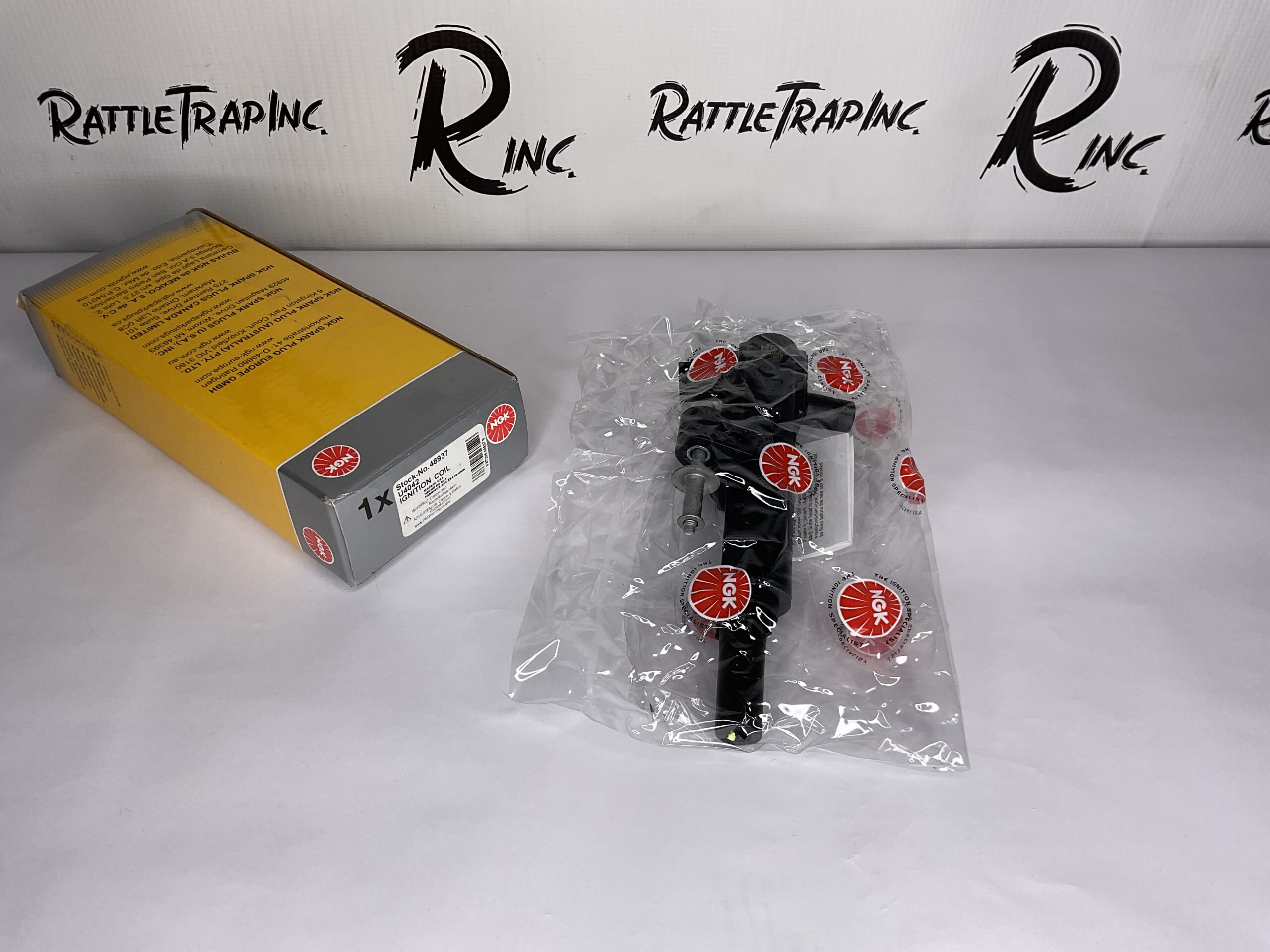 NGK Ignition Coil Part No: U4042, 48937 “New, Stock No: 439”