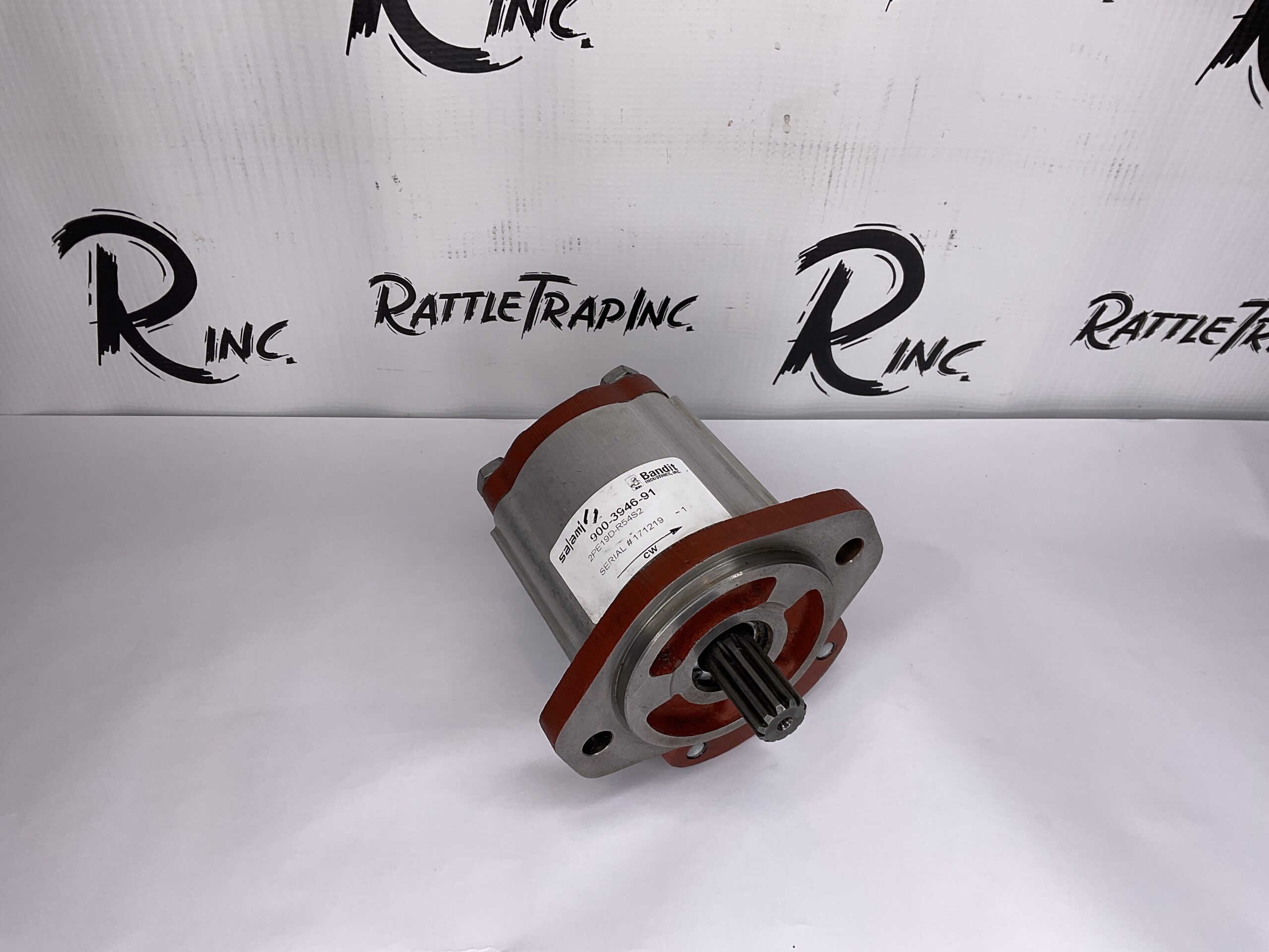 Bandit Industries Hydraulic Pump Part Number: 900-3946-91 “New Open Box, Stock No: 0549”