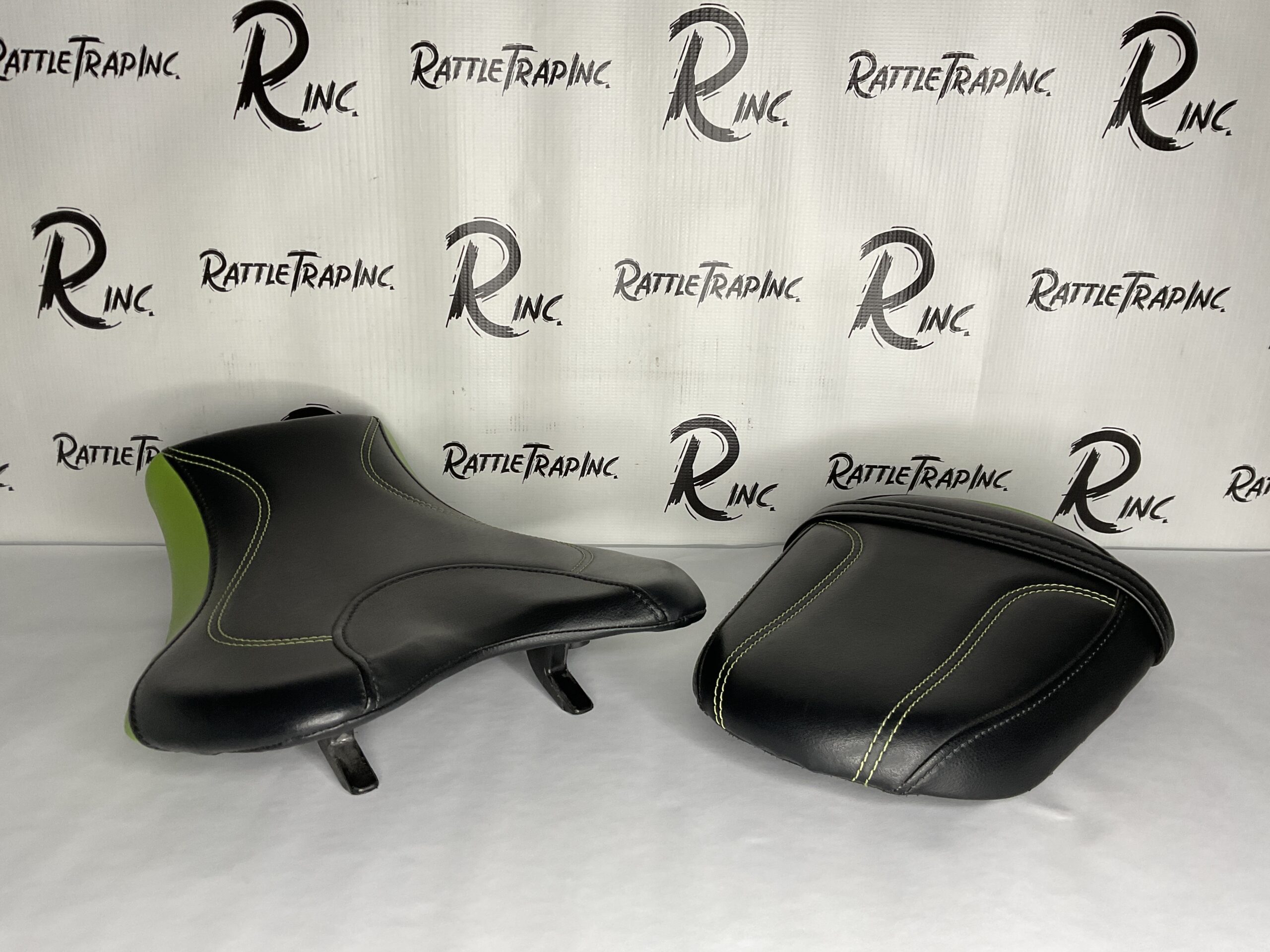 2009-2016 Suzuki GSXR 1000 Front Driver & Passenger Seats “Used, Stock No: 0551”