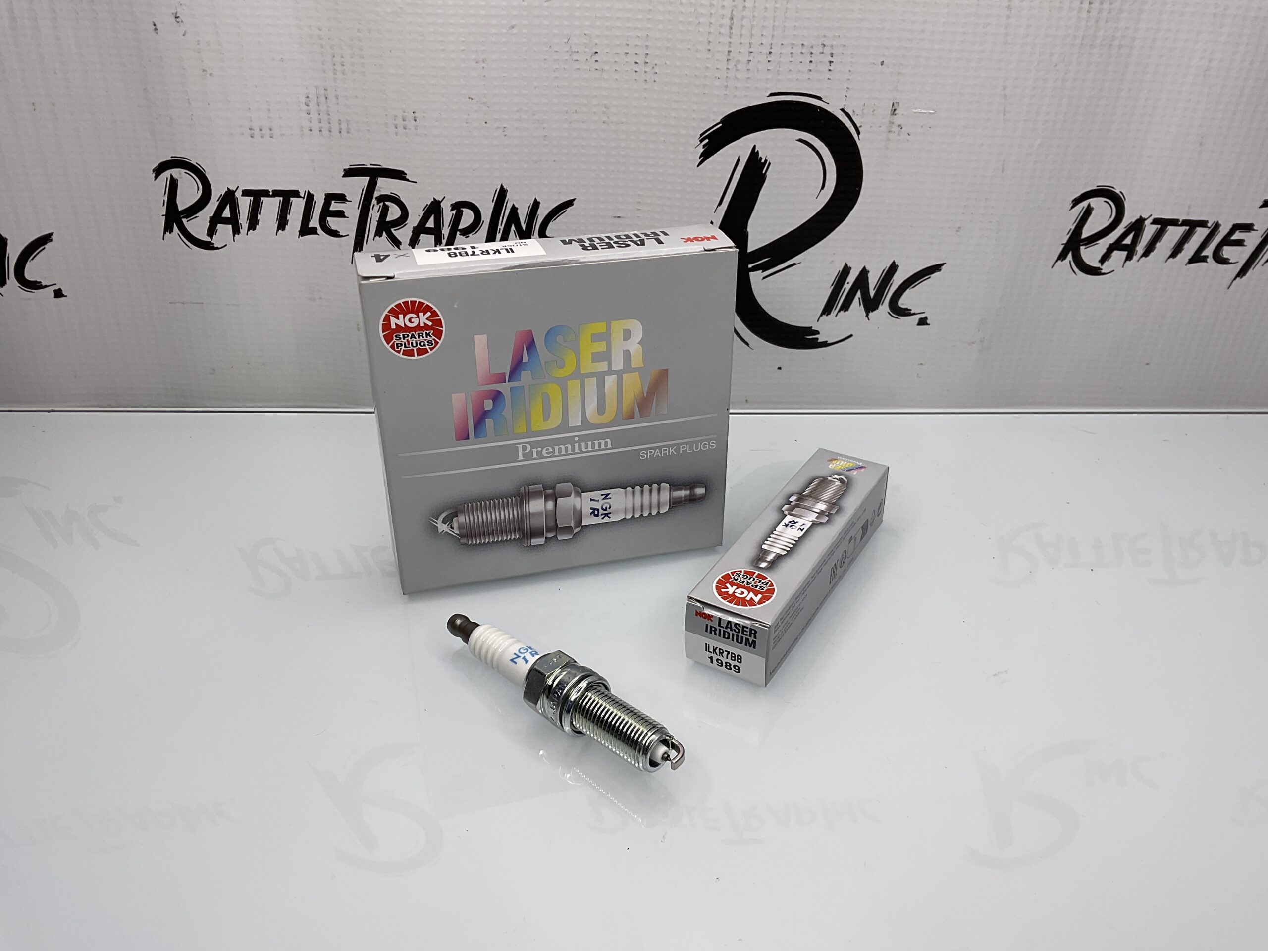 NGK Laser Iridium Spark Plug Part No: ILKR7B8, 1989 “New, Stock No:”