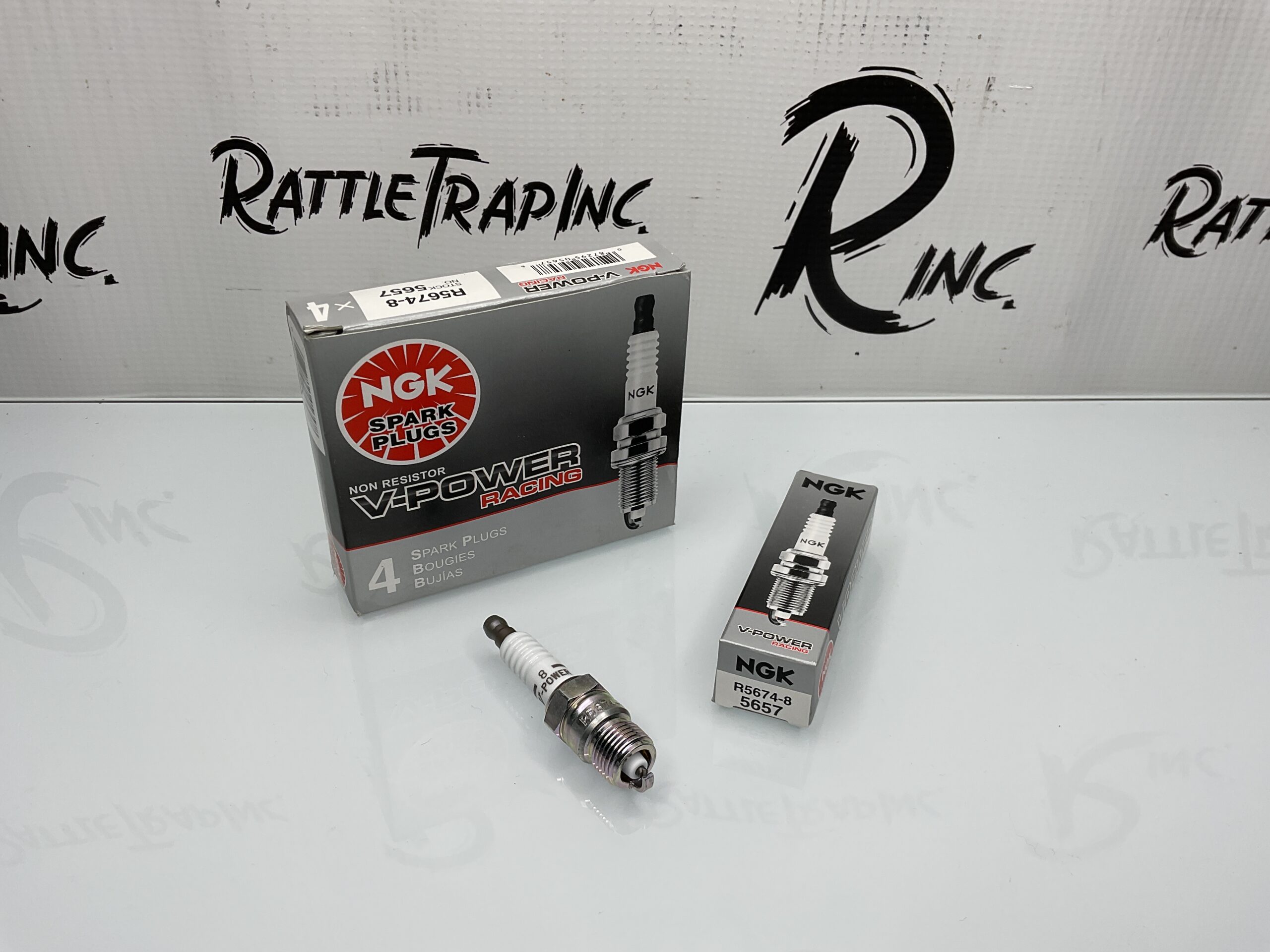 NGK Non Resistor V-Power Racing Spark Plug Part No: R5674-8, 5657 “New, Stock No: 0607