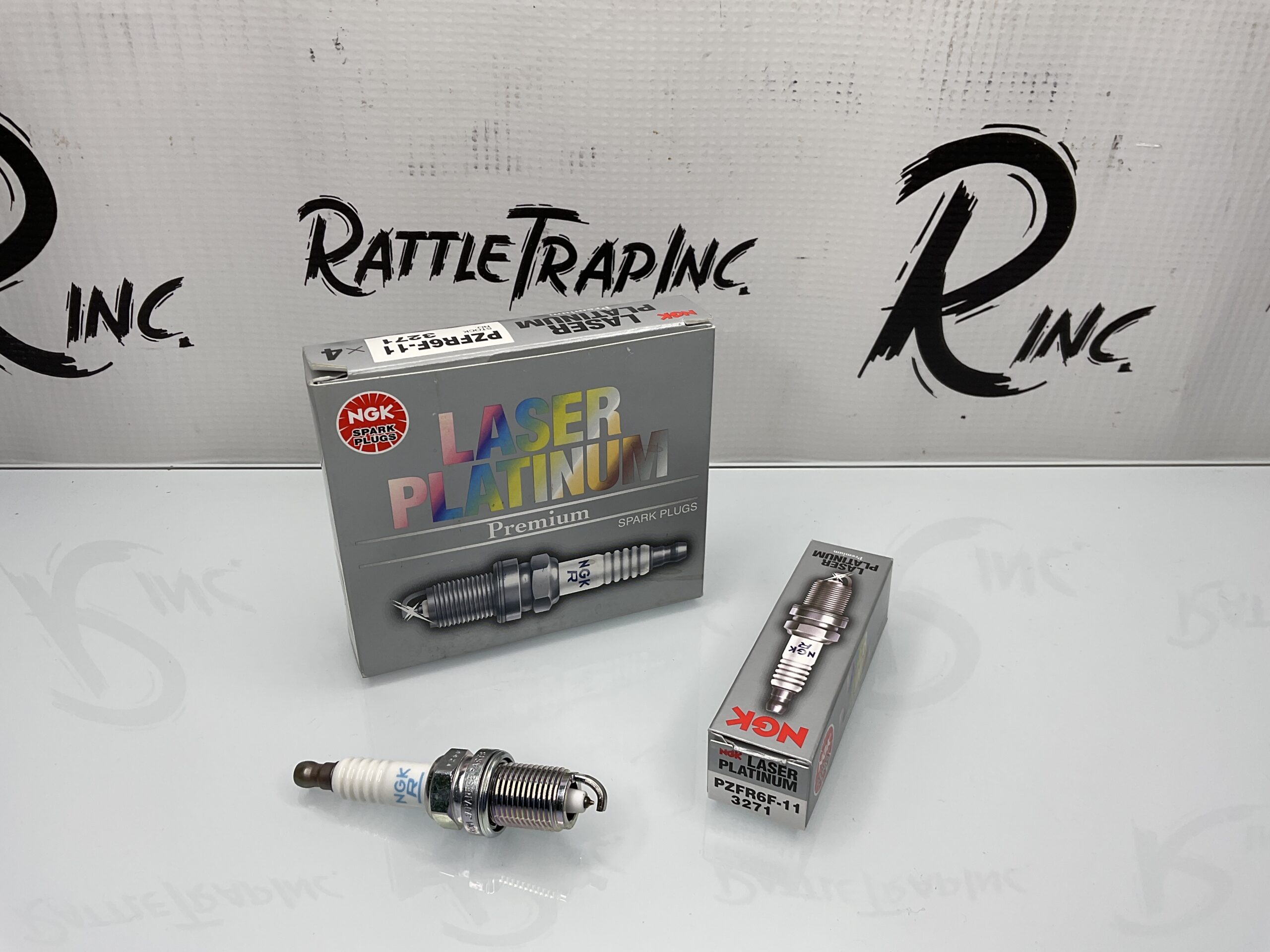 NGK Laser Platinum Premium Spark Plug Part No: PZFR6F-11, 3271 “New, Stock No: 0611”