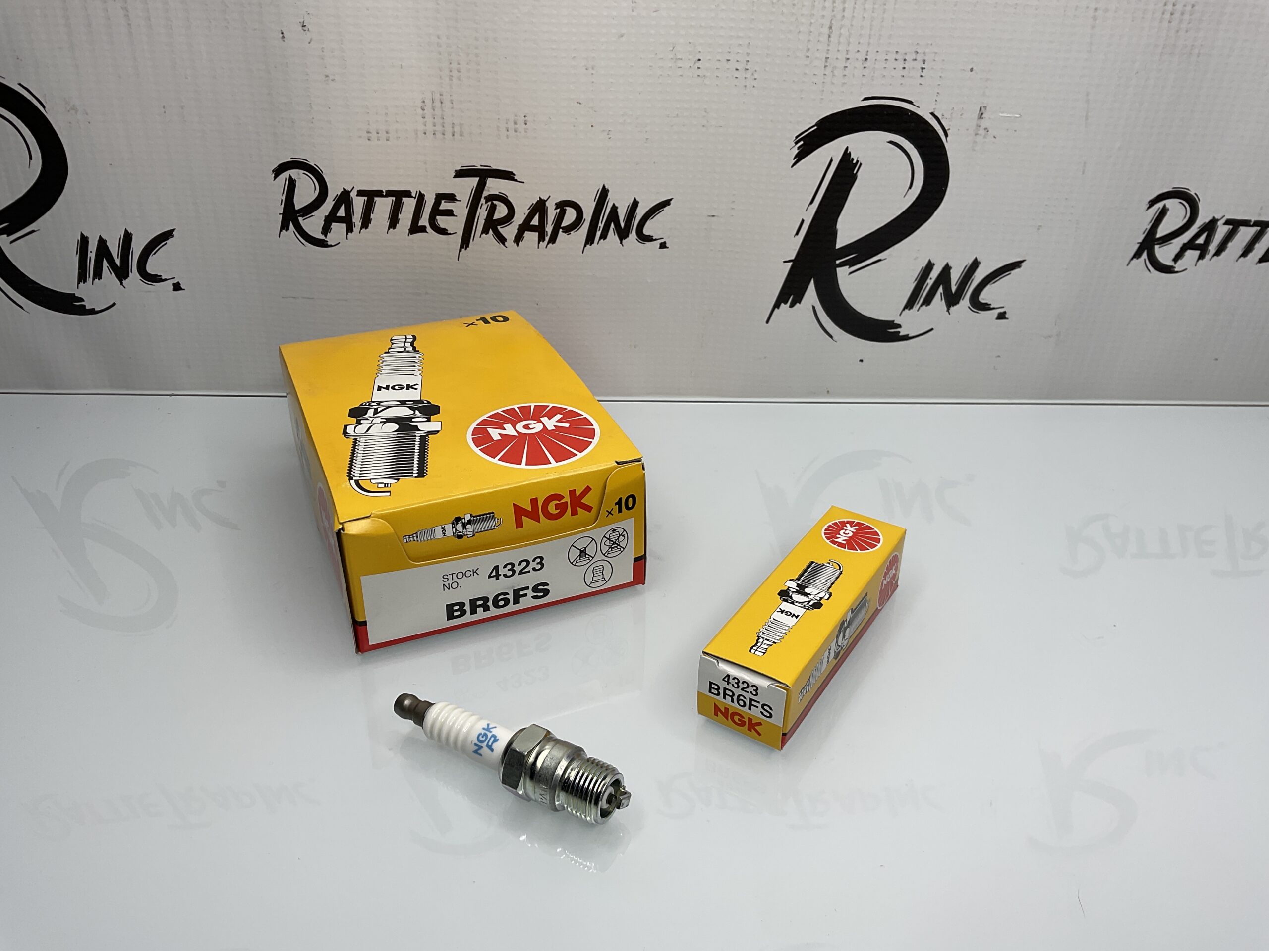 NGK Spark Plug Part No: BR6FS, 4323 “New, Stock No: 0614”