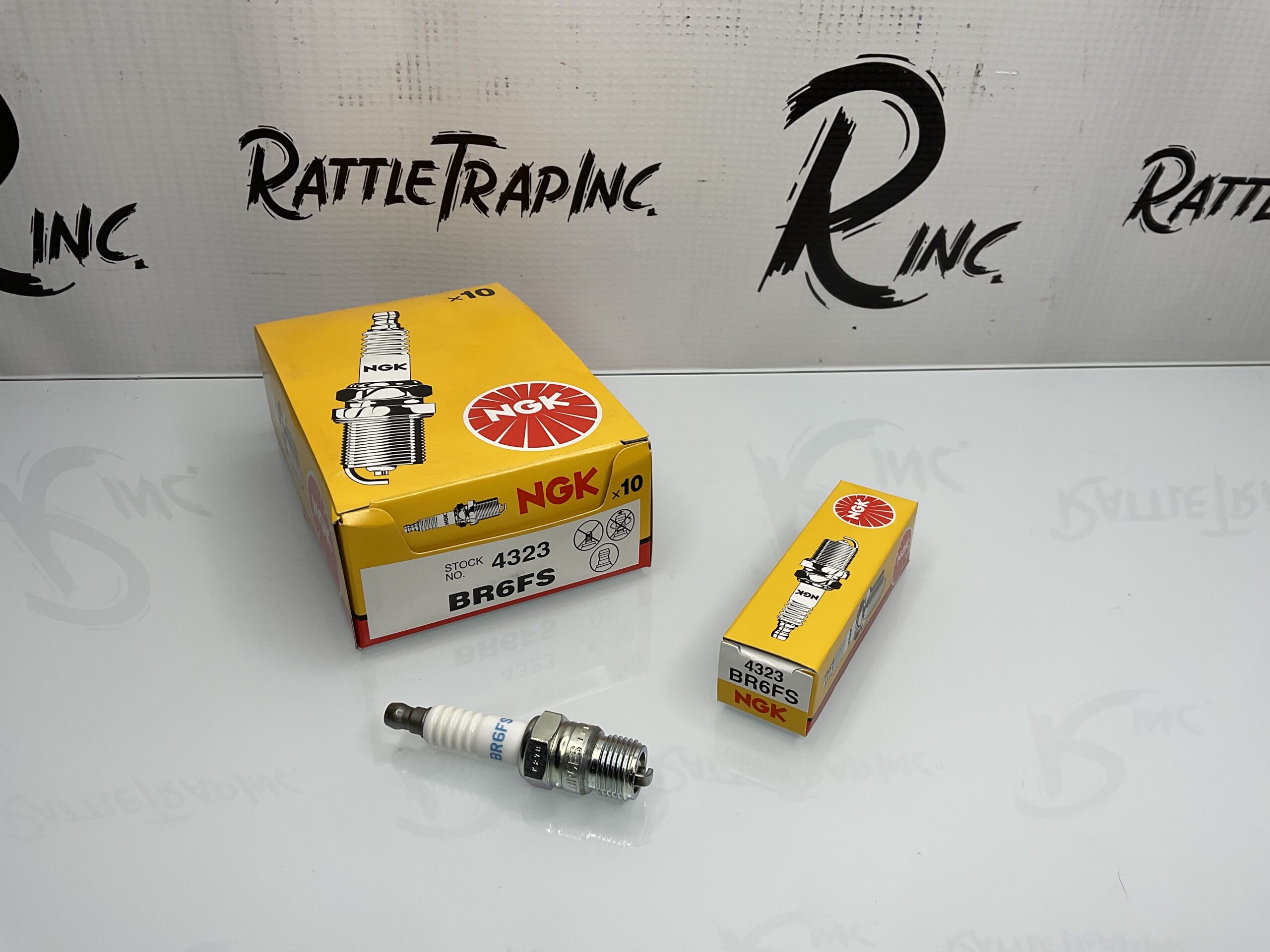 NGK Spark Plug Part No: BR6FS, 4323 “New, Stock No: 0614”