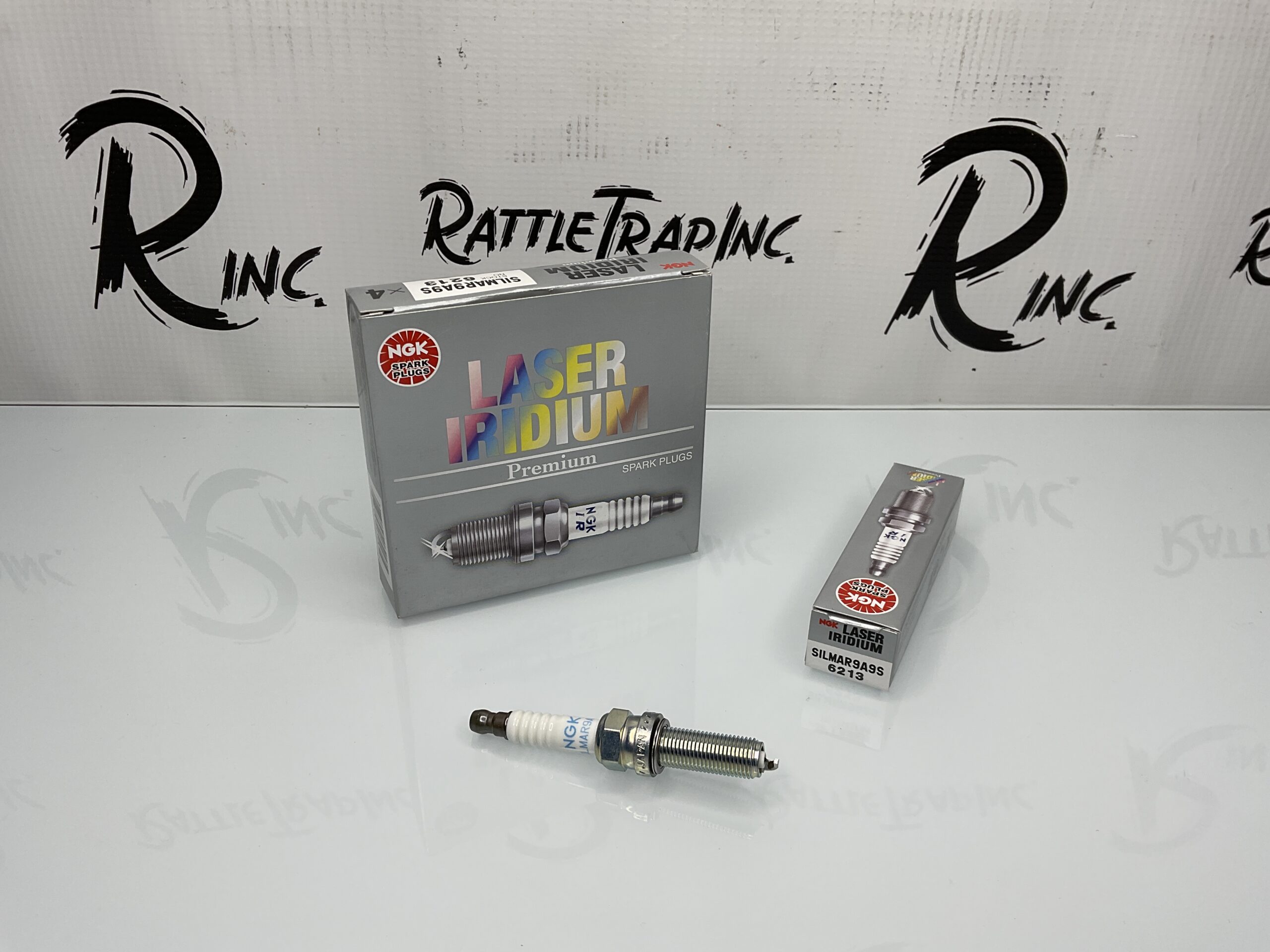 NGK Laser Iridium Premium Spark Plug Part No: SILMAR9A9S, 6213 “New, Stock No: 0620”