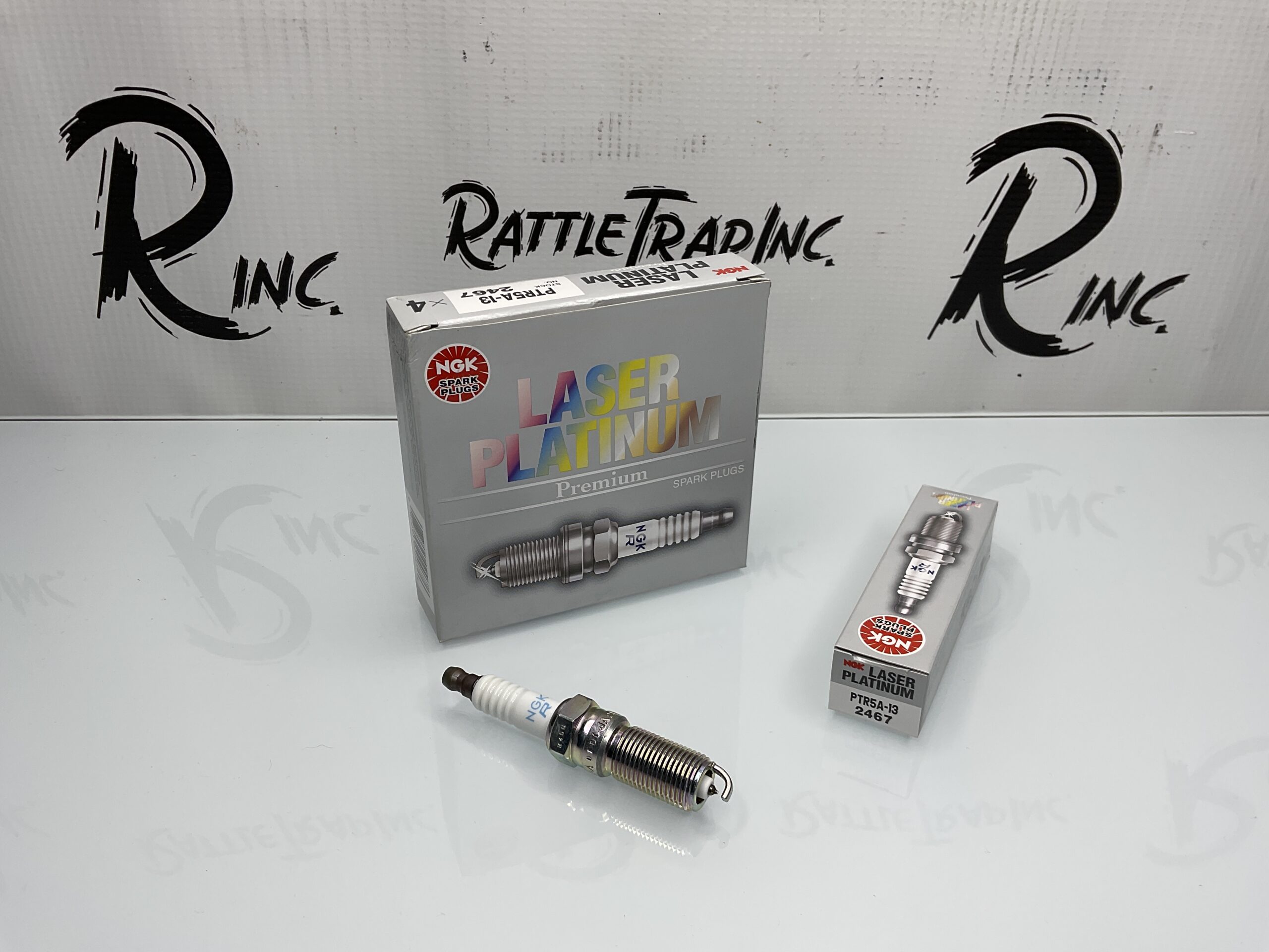 NGK Laser Platinum Premium Spark Plug Part No: PTR5A-13, 2467 “New, Stock No: 0628”