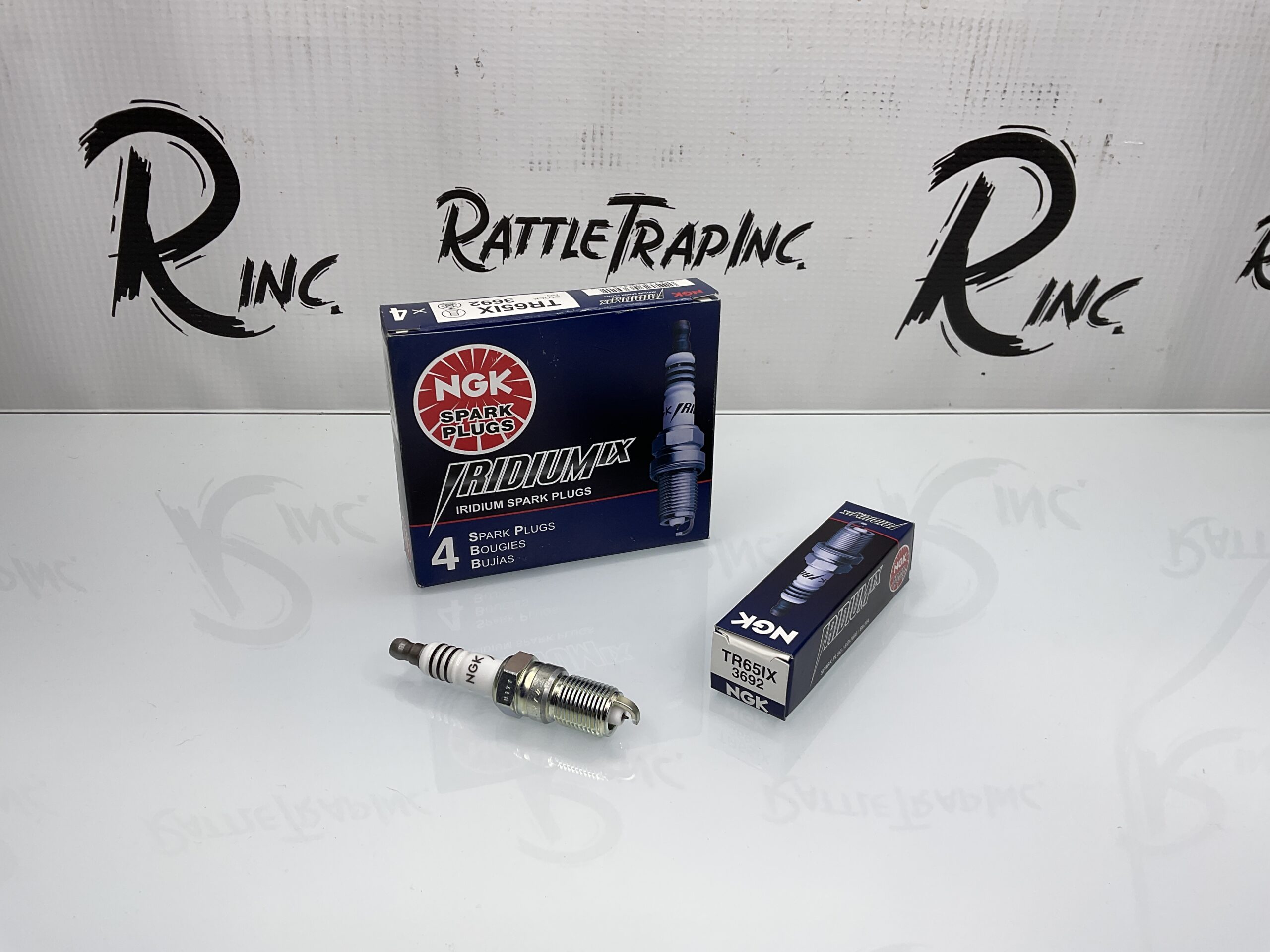 NGK Irdium IX Spark Plug Part No: TR65IX, 3692 “New, Stock No: 0637”