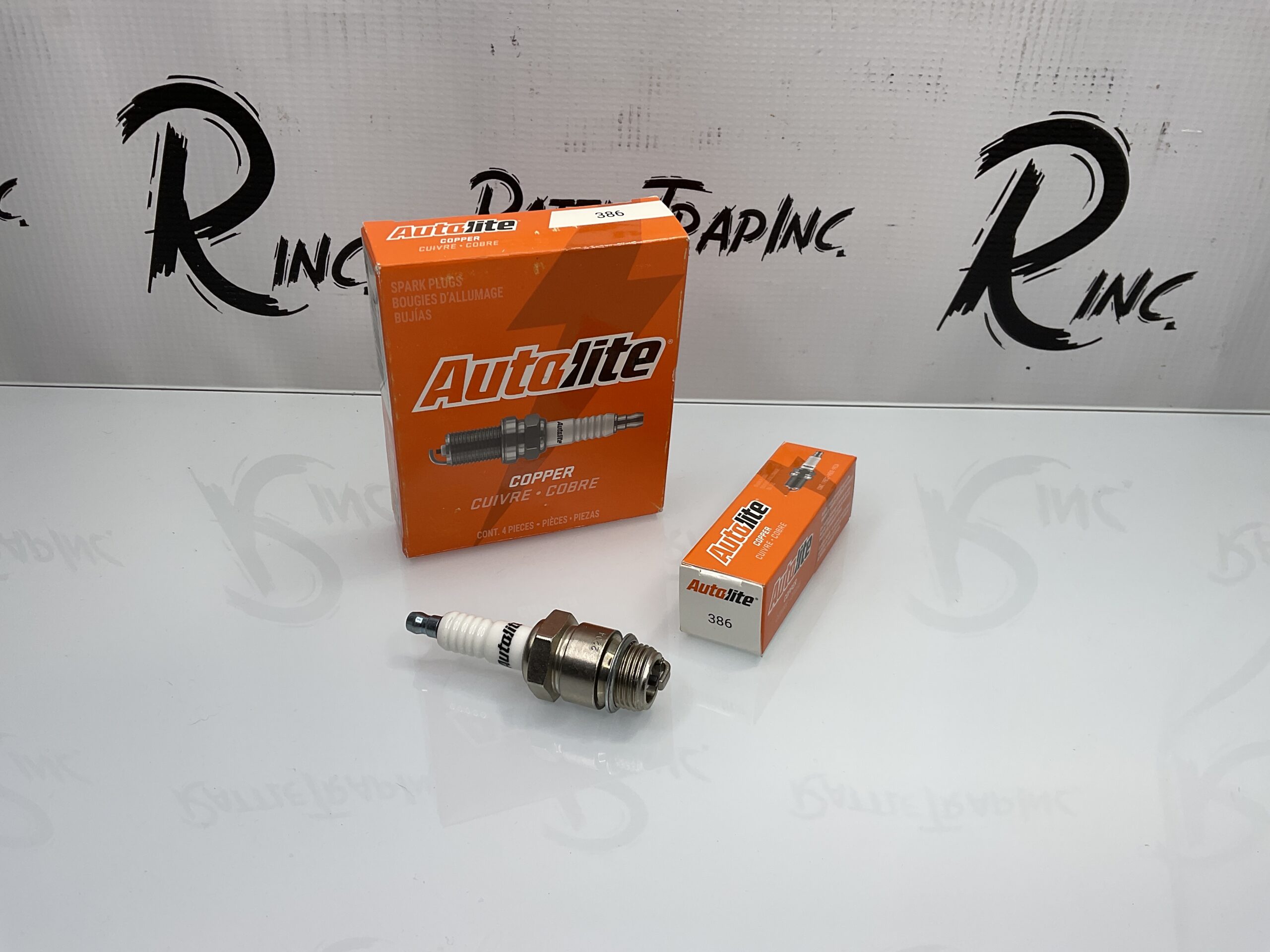 Autolite Copper Spark Plug Part No: 386 “New, Stock No: 0639”