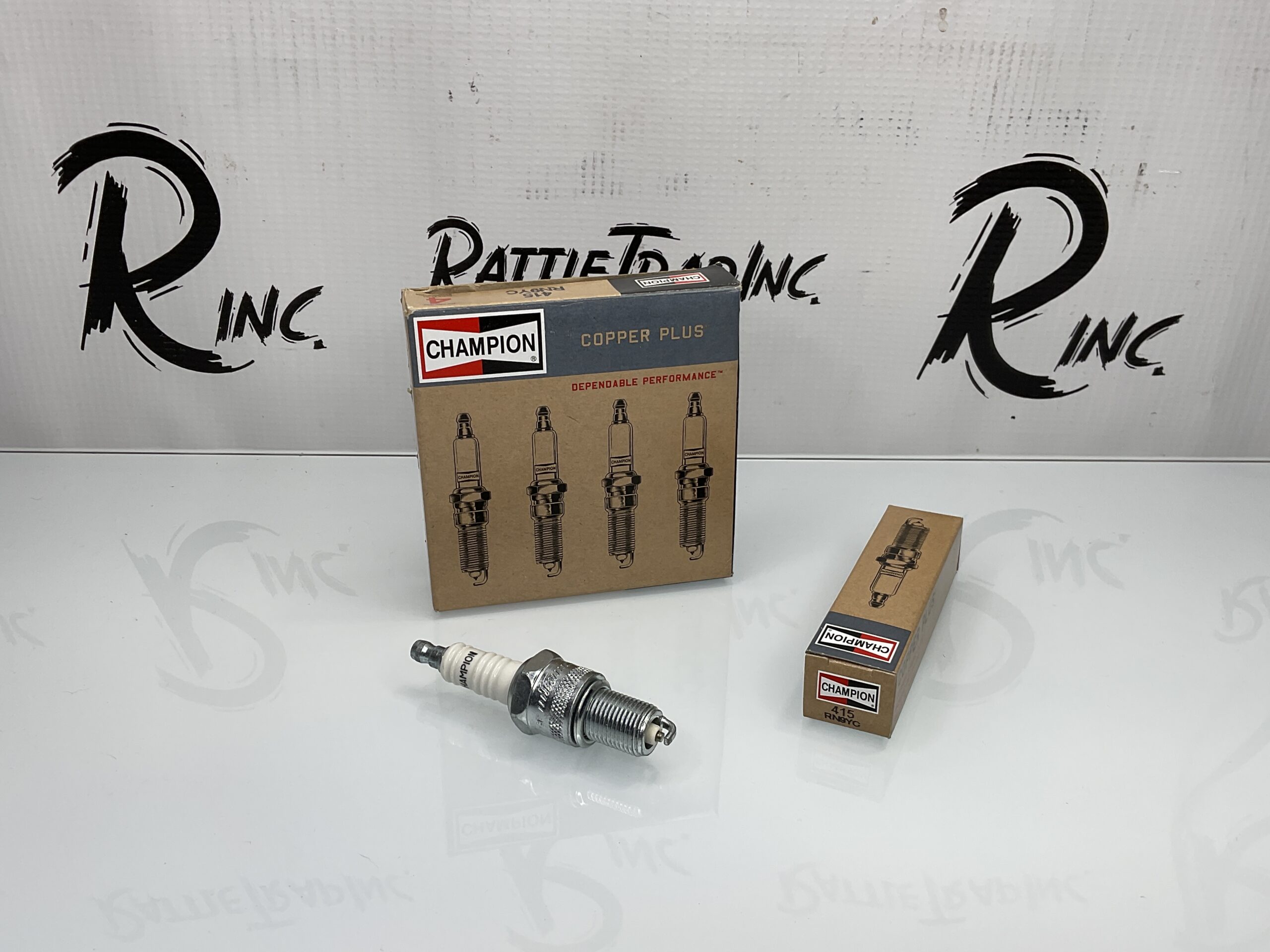 Champion Copper Spark Plug Part No: RN9YC, 415 “New, Stock No: 0640”