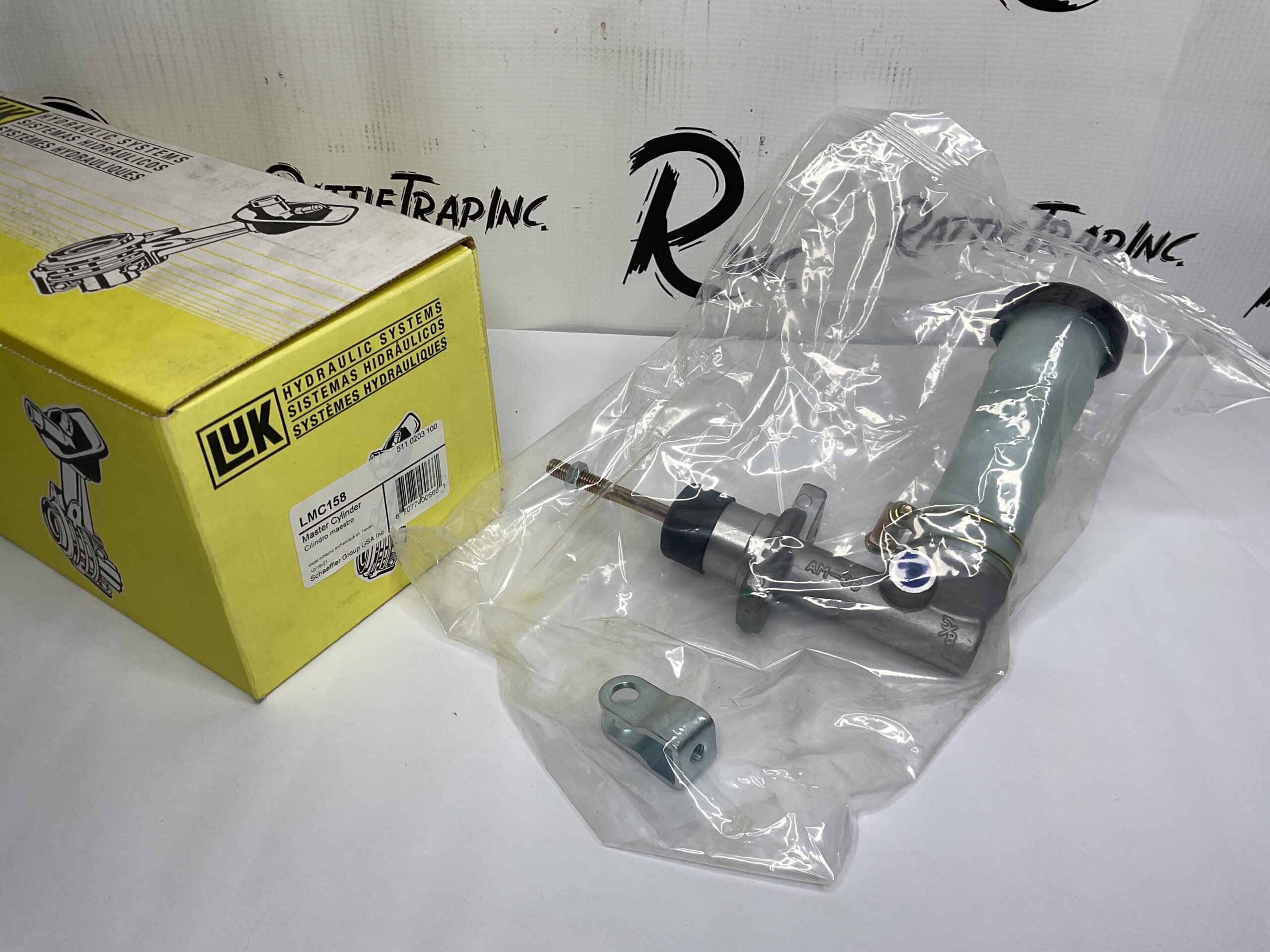 LUK Master Cylinder Part No: LMC158 “New, Stock No: 0584”