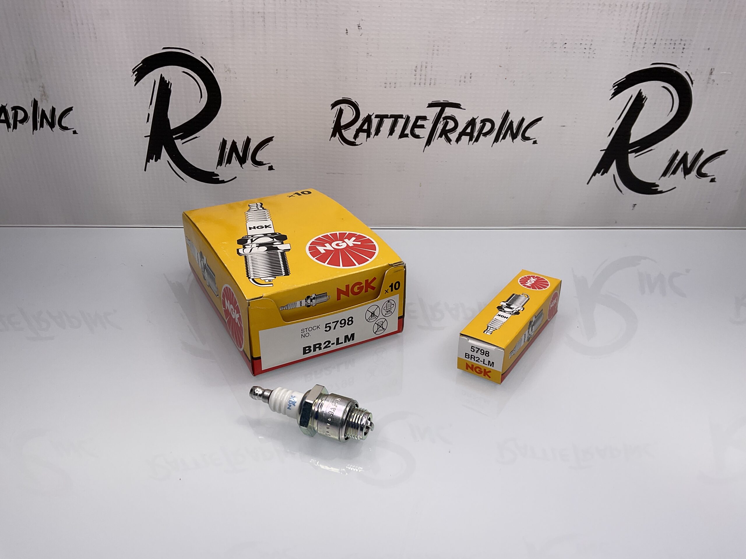 NGK Spark Plug Part No: BR2-LM, 5798 “New Stock No: 0658”