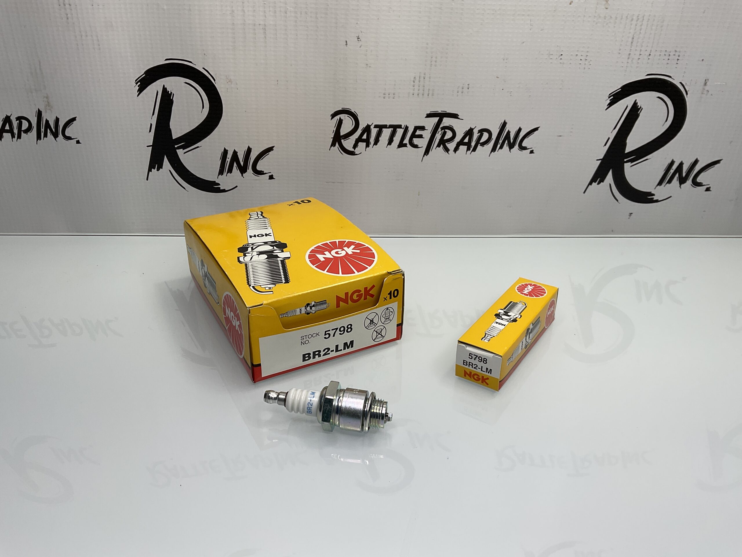 NGK Spark Plug Part No: BR2-LM, 5798 “New Stock No: 0658”