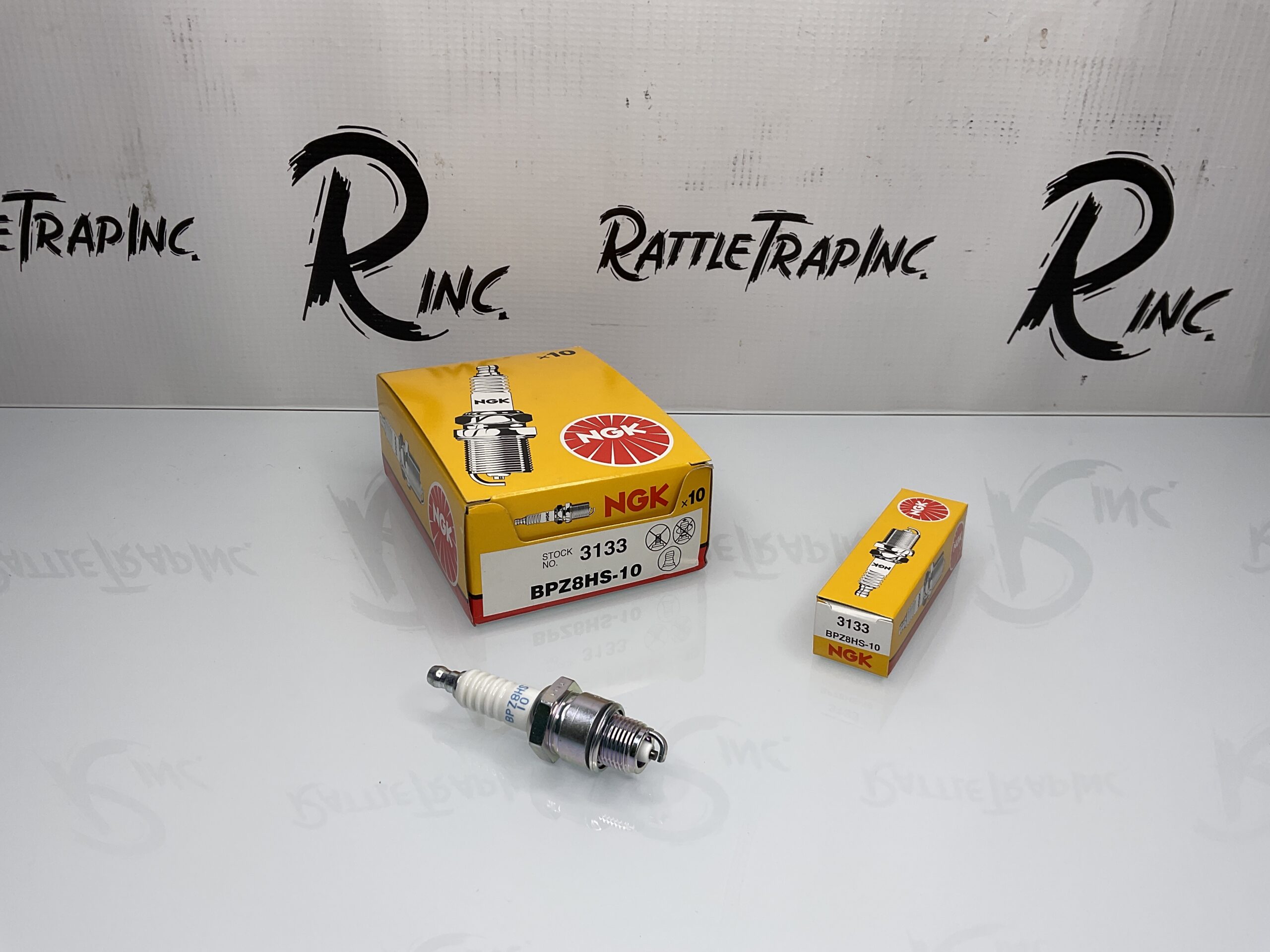 NGK Spark Plug Part No: BPZ8HS-10, 3133 “New, Stock No: 0662”
