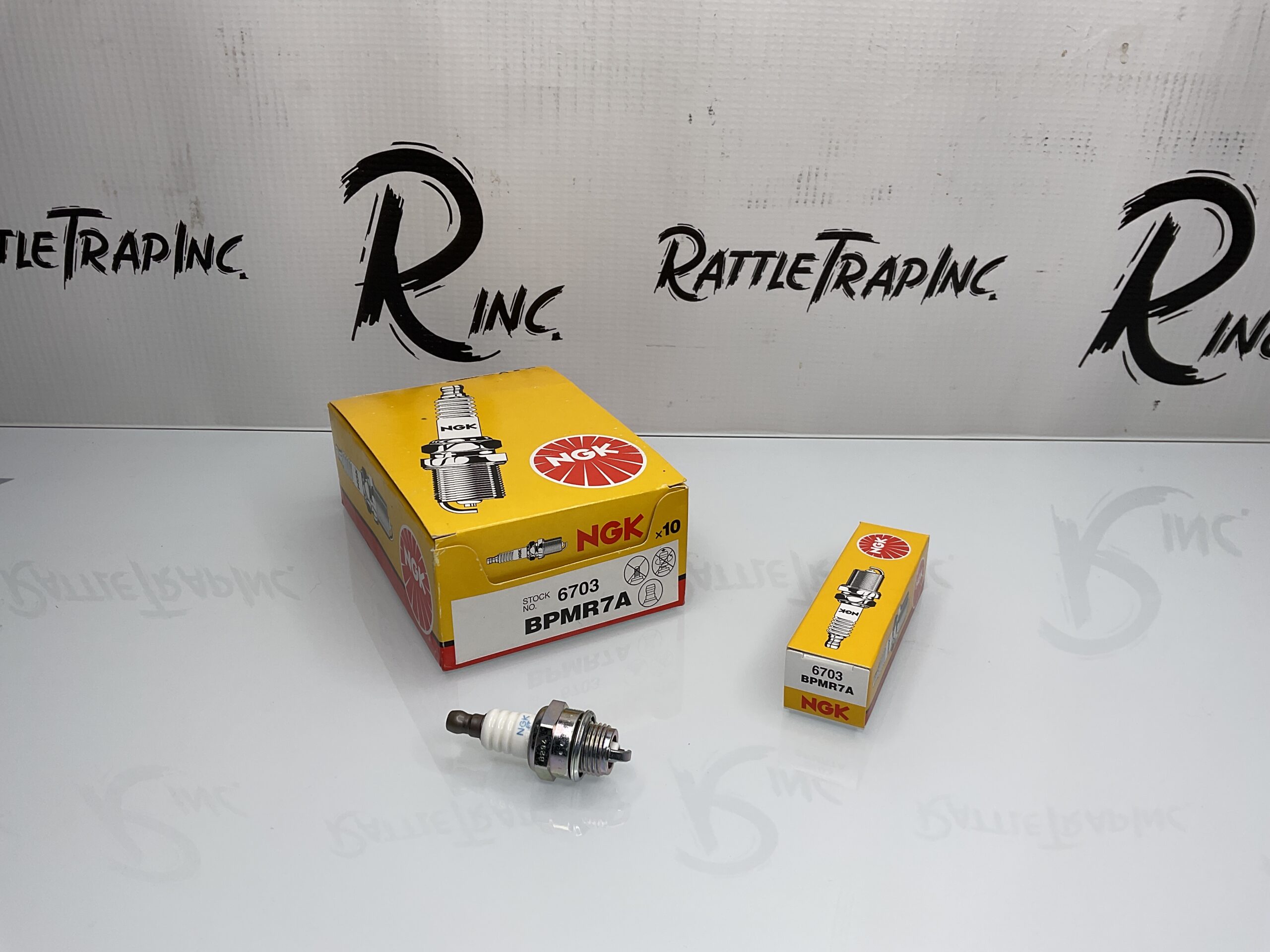NGK Spark Plug Part No: BPMR7A, 6703 “New, Stock No: 0675”