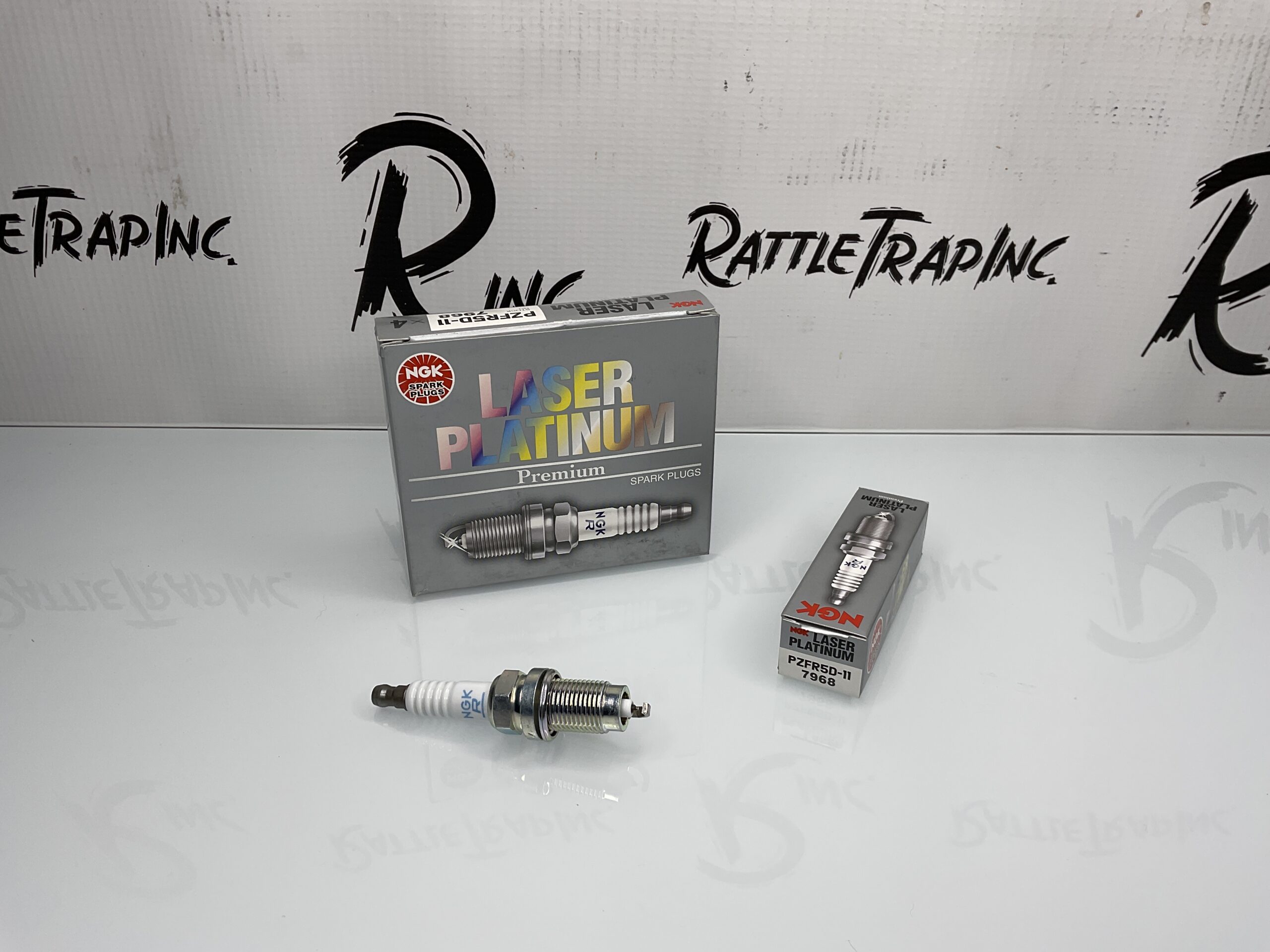 NGK Laser Platinum Premium Spark Plug Part No: PZFR5D-11, 7968 “New, Stock No: 0679”