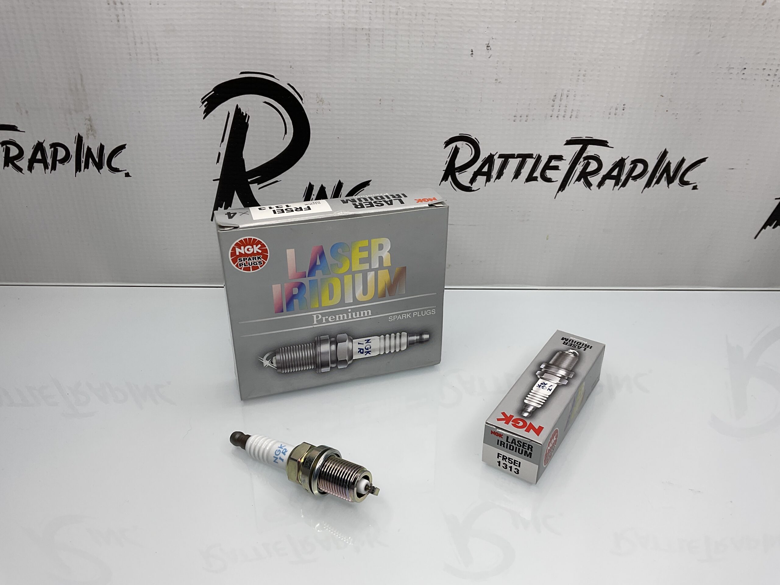 NGK Laser Iridium Premium Spark Plug Part No: FR5EI, 1313 “New, Stock No: 0683”