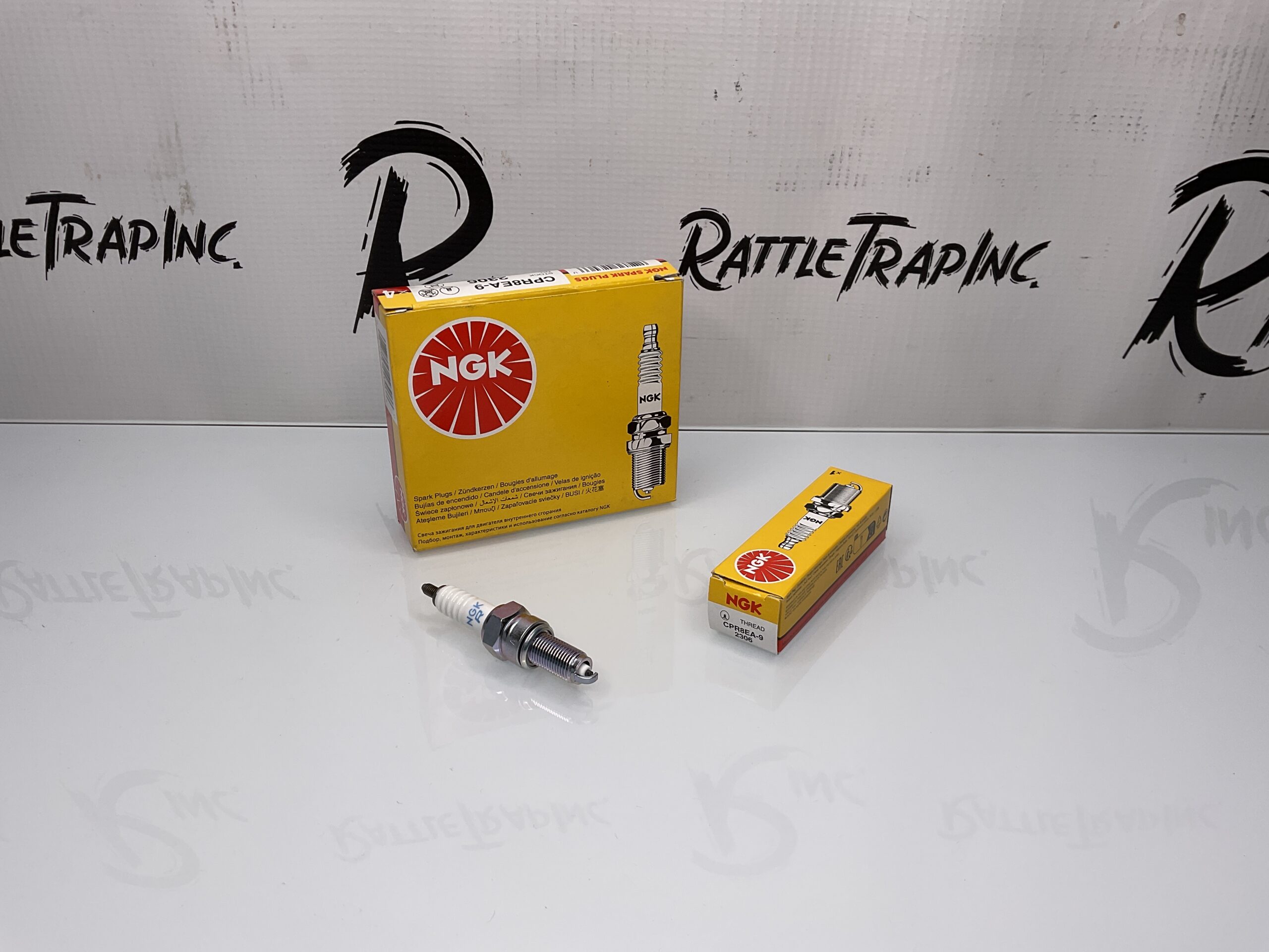 NGK Spark Plug Part No: CPR8EA-9, 2306 “New, Stock No: 0693”