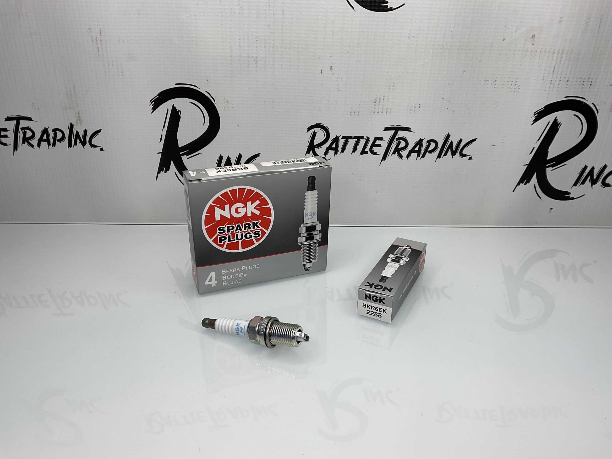 NGK Spark Plug Part No: BKR6EK, 2288 “New, Stock No: 0701”