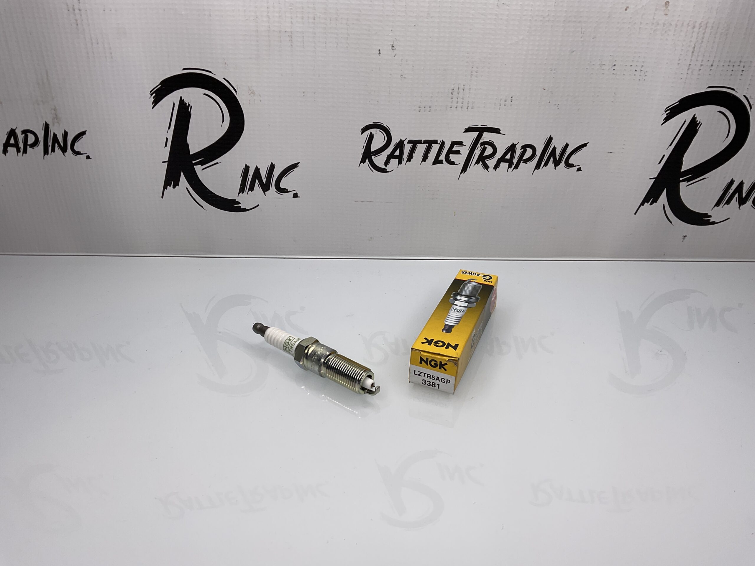 NGK G-Power Platinum Alloy Spark Plug Part No: LZTR5AGP, 3381 “New, Stock No: 0703”