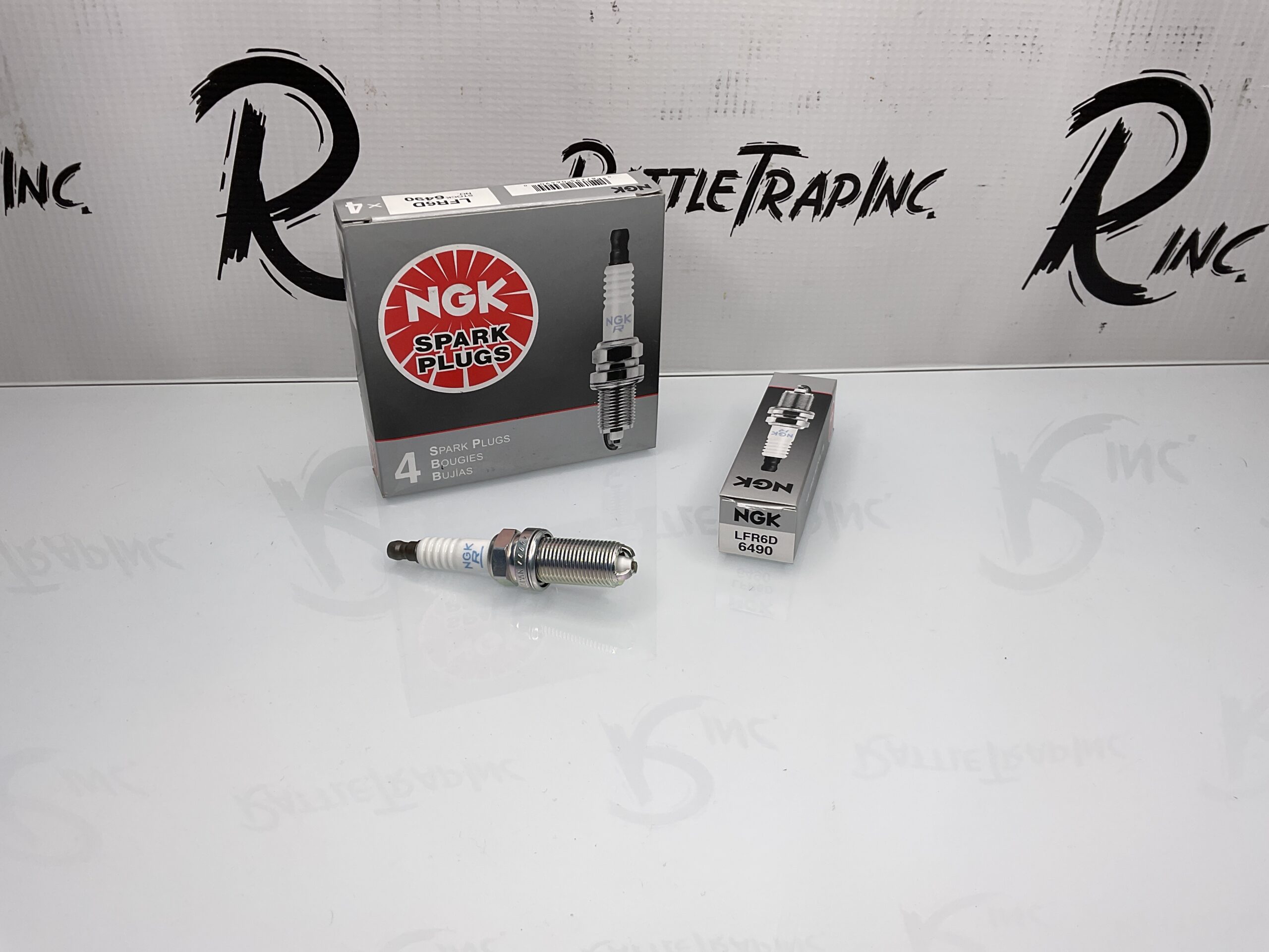NGK V-Power Spark Plug Part No: LFR6D, 6490 “New, Stock No: 0708”