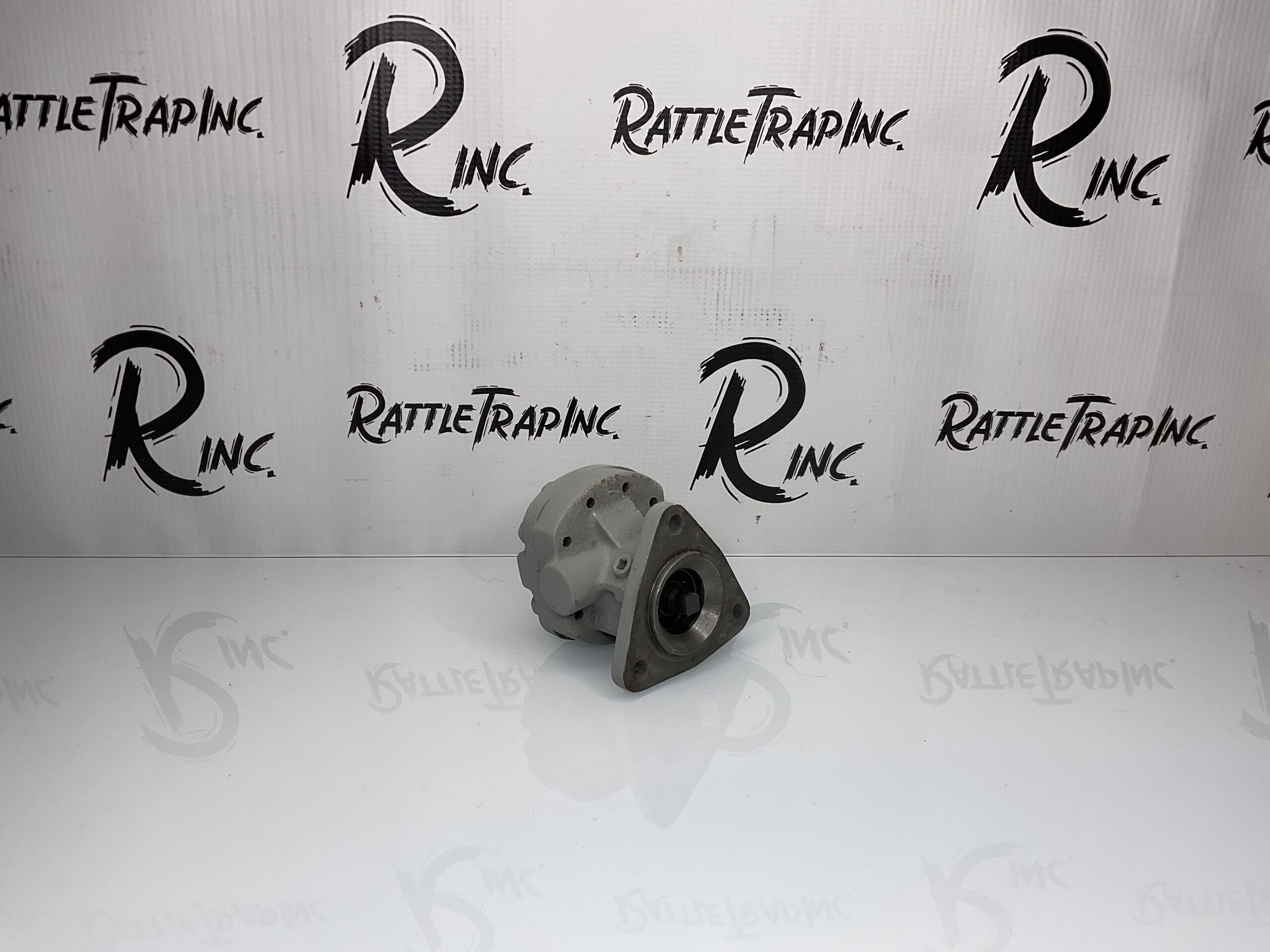 Detroit Diesel Series 60 8.2N Fuel Pincher Fuel Pump Part No: 5113776, 5199560“Used, Stock No: 0711”