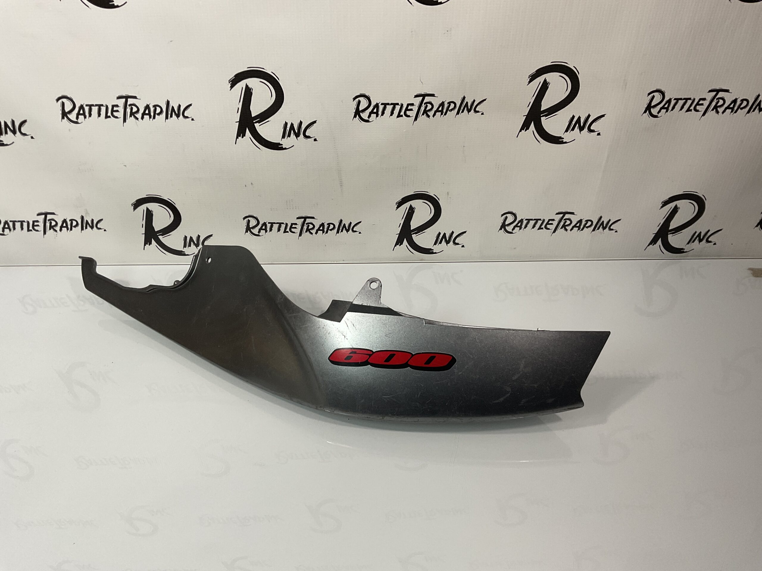 OEM Suzuki 45512-01H Black GSXR750/600 Left Side Tail Fairing 06-07 (Used, Stock No: 0901)