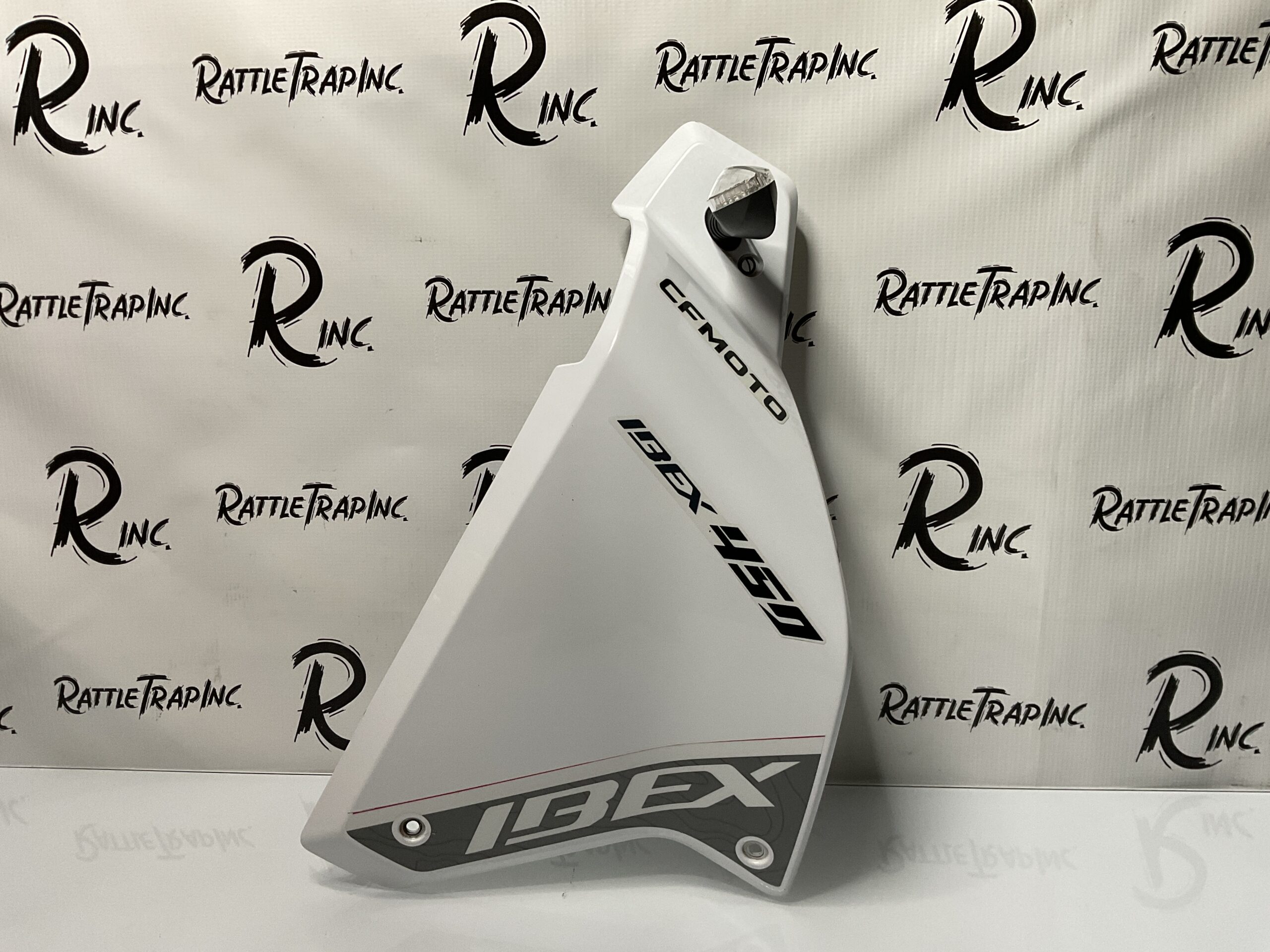 2025 CF Moto IBex 450 Front Left Radiator Fairing Part No: 6AQV-040501-6000(Used, Stock No: 0895)