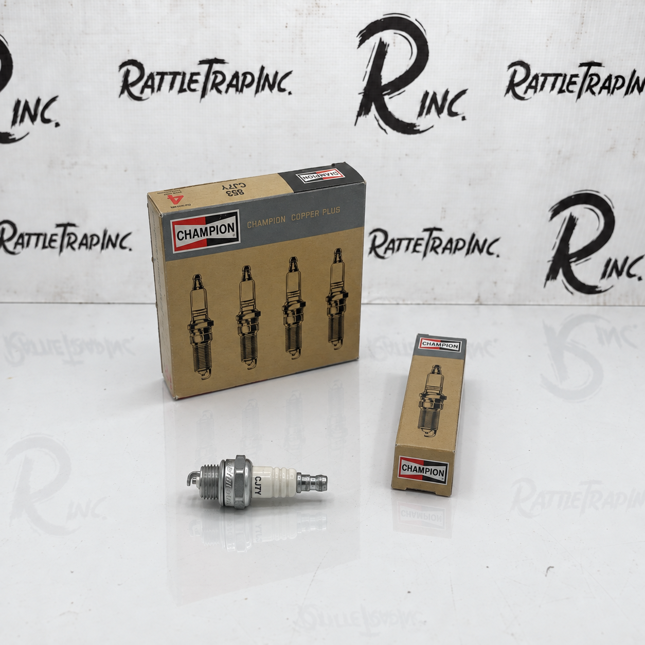 Champion Spark Plug Part No: 853, CJ7Y (New, Stock No: 0919)