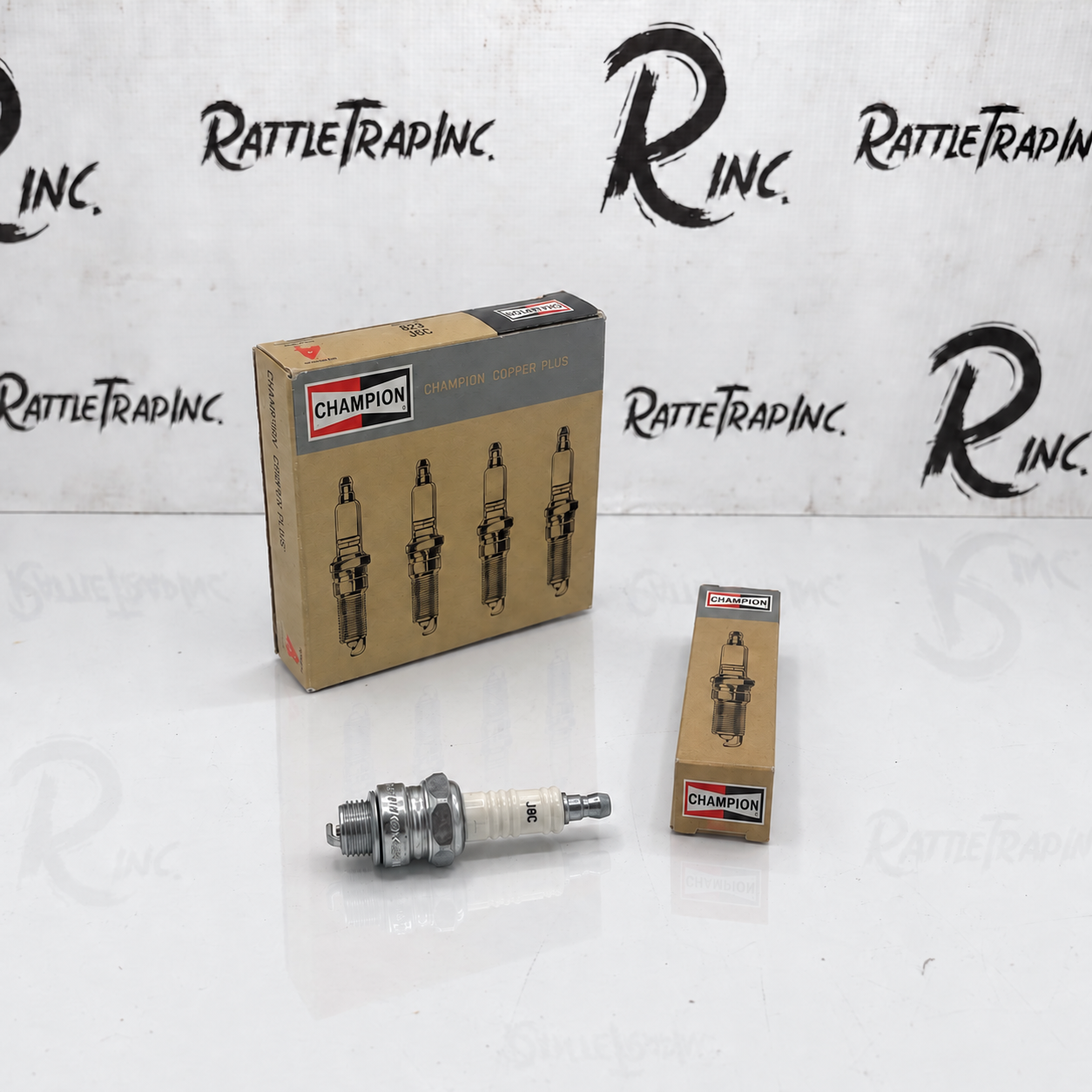 Champion Spark Plug Part No: 823, J6C (New, Stock No: 0918)