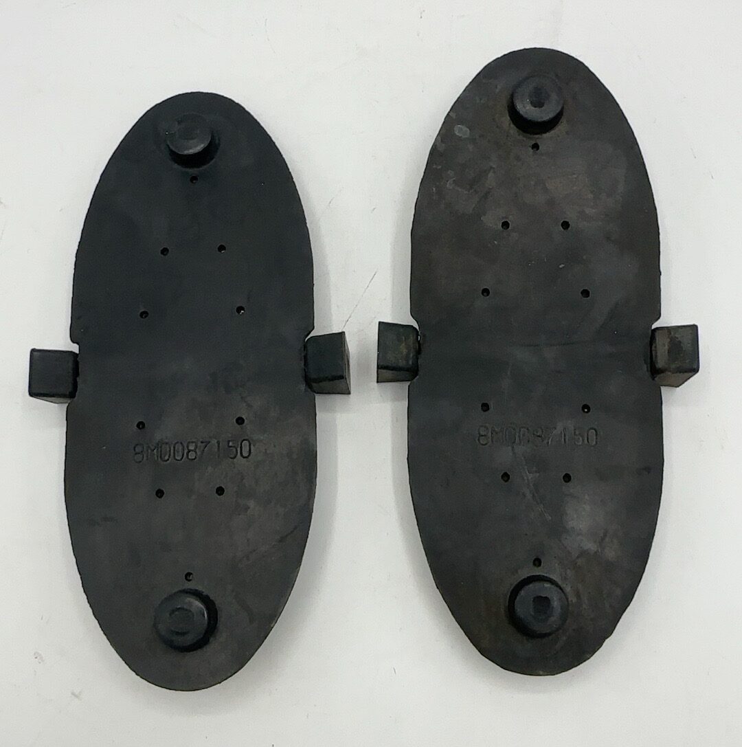 Mercury MerCruiser Exhaust Water Shutter Flapper Pair 8M0087150 (Used, Stock No: 0961-B02)